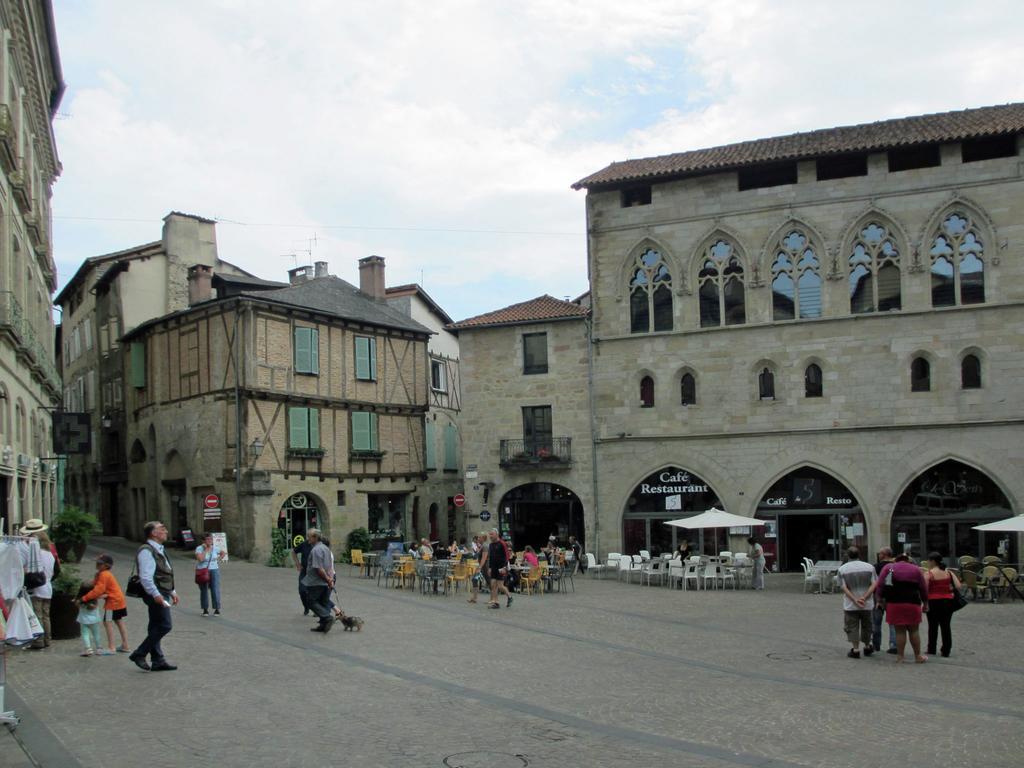 Le Lac Bleu Lacapelle-Marival エクステリア 写真